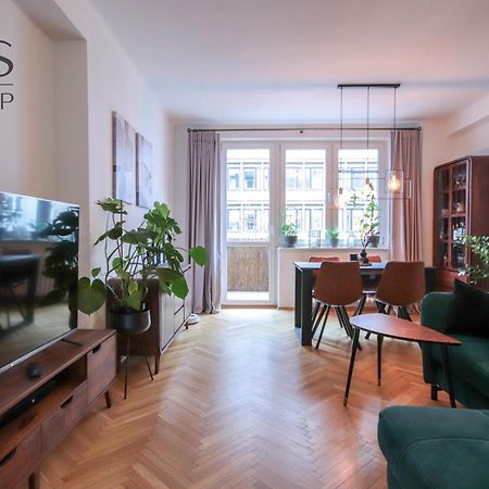 קרקוב Beautiful Apartment In The City Center מראה חיצוני תמונה